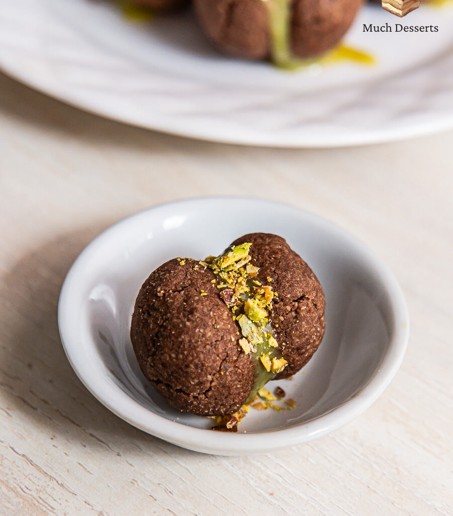 Lady Kisses Dubai Chocolate Cookies (Baci di Dama) is a small snack that combines of chocolate and pistachio ganache.