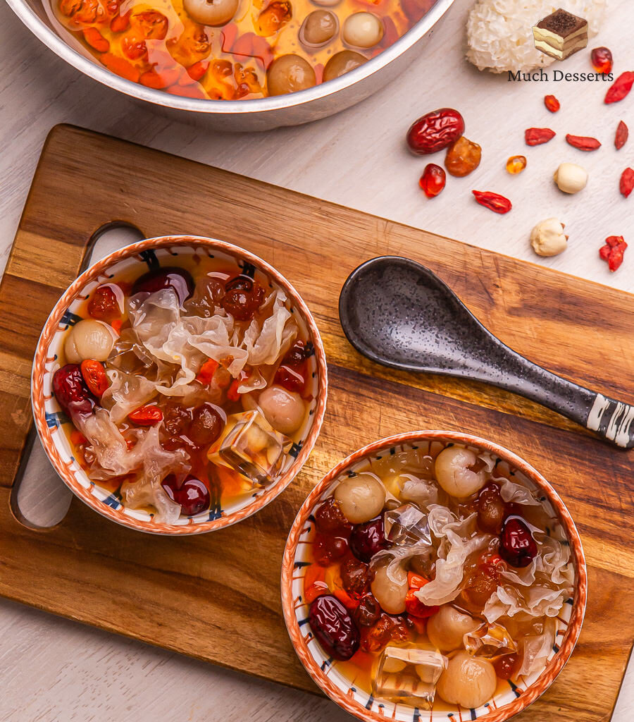 Have you ever tried a peach gum dessert? A magic ingredient, Chinese sweet soup rich in plant-based collagen, goji berries, and red dates.